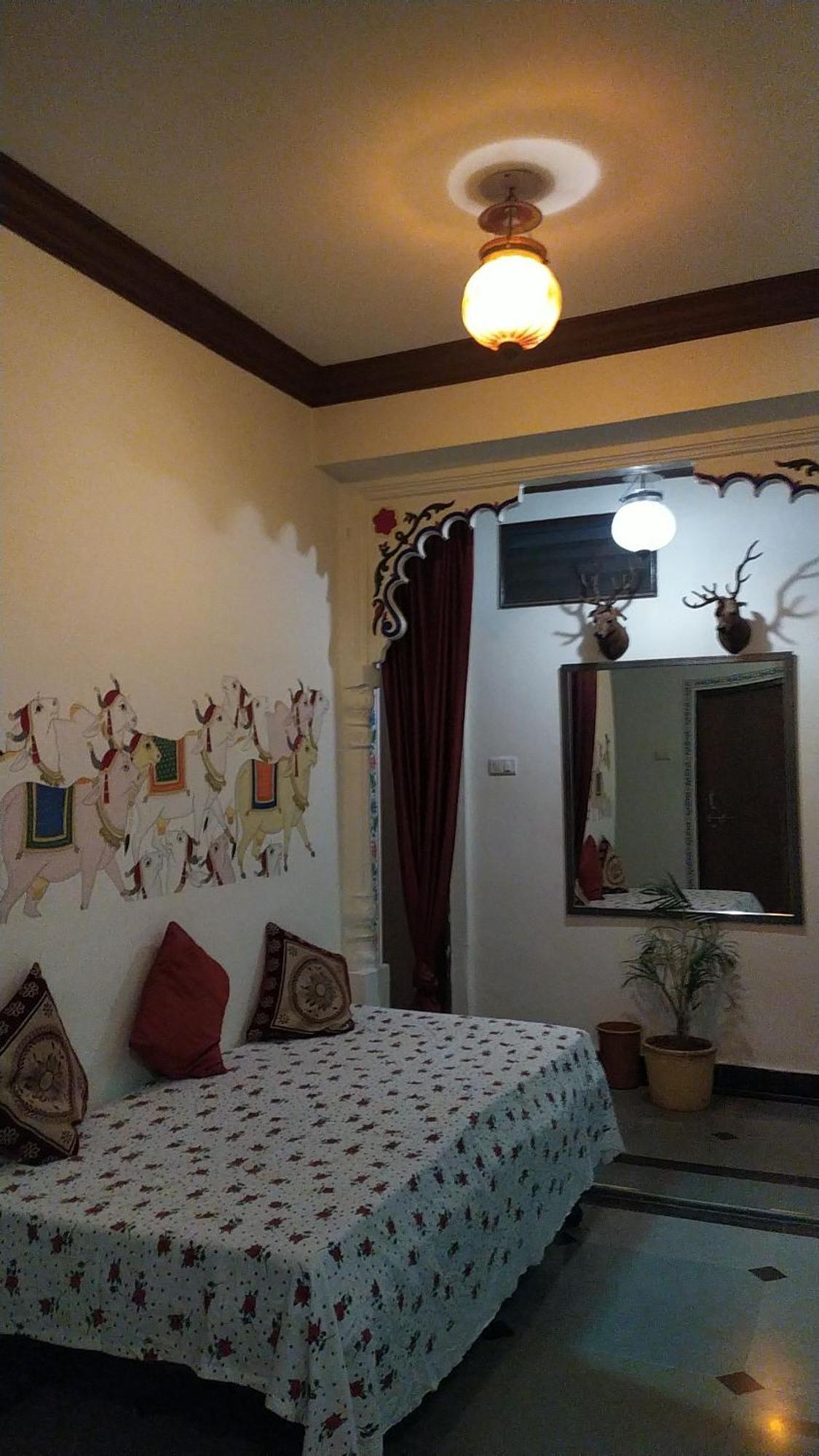 Black Pepper Home Stay Udaipur Exterior photo